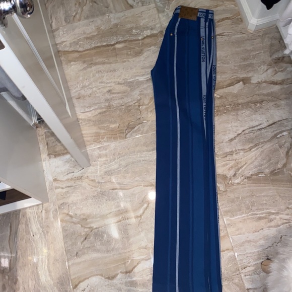 NEW ! Louis Vuitton stripped logo jeans💕 - Picture 6 of 13